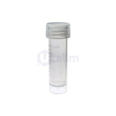 Close-up of a transparent syringe with measurement marks and a gray cap on top